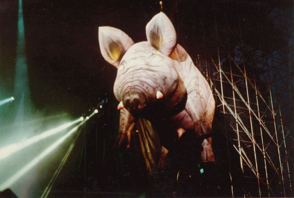 Pink Floyd - Pigs On The Wing